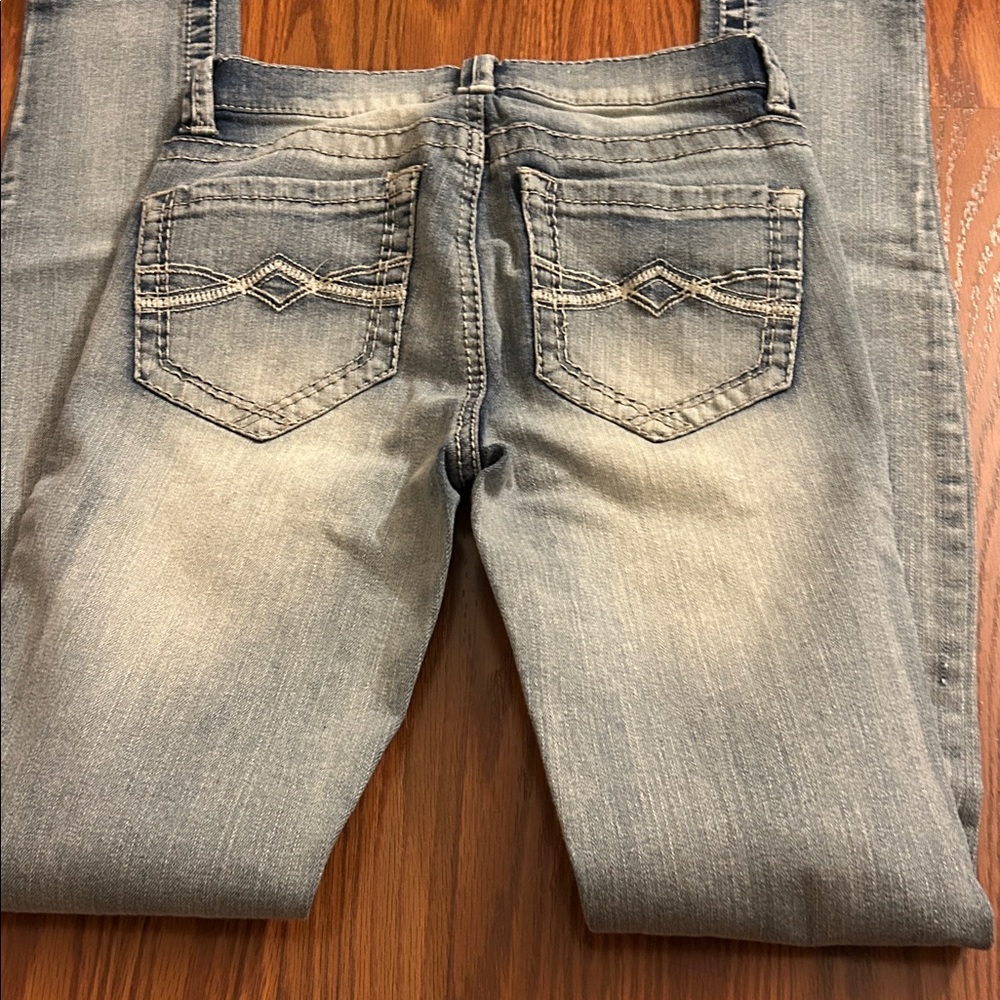 Mudd Ripped Skinny Jeans - Picture 2 of 13